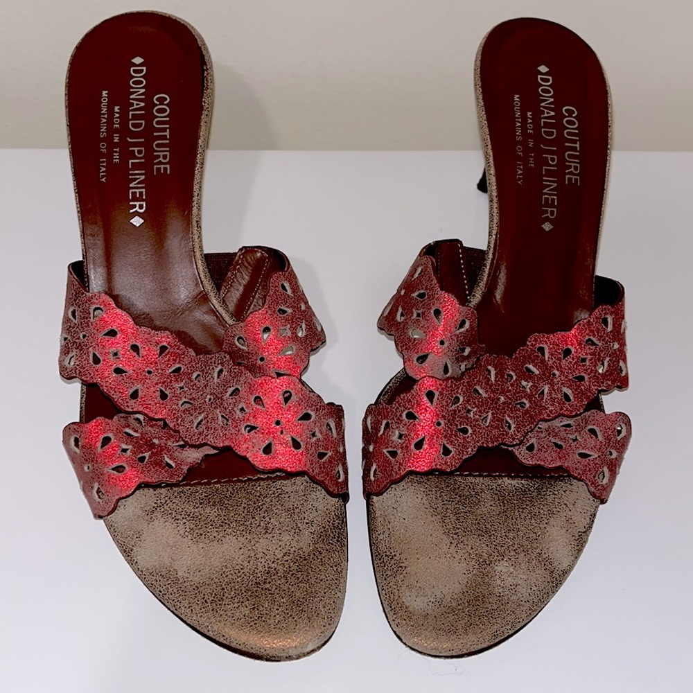 Couture Donald J Pliner Italy Heel Sandals Brown Red Shine Cutout Slides 8.5 M
